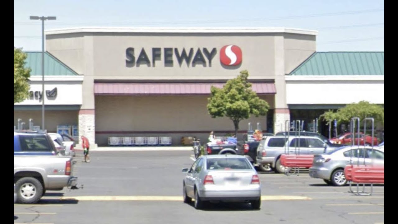 3 dead, including suspected shooter, in Oregon grocery store attack