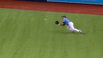 HOU@TB: Peterson stretches out to rob Correa