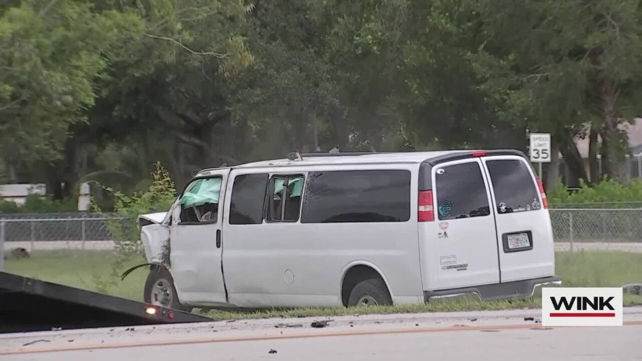 13 hurt, including 11 minors, after rollover crash in Lehigh Acres ...