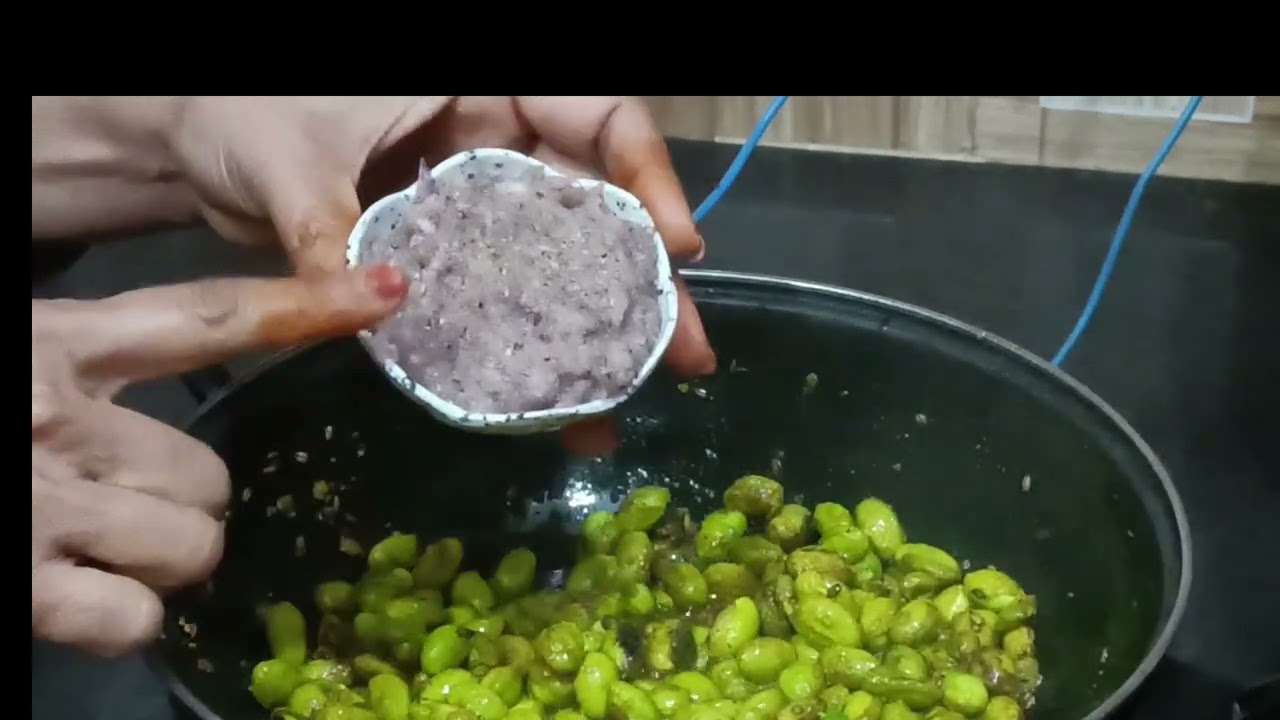 Ek bar aap bhi jarur banaen sem ke fali ke bijon ki sabji@sunitamaakirasoi 