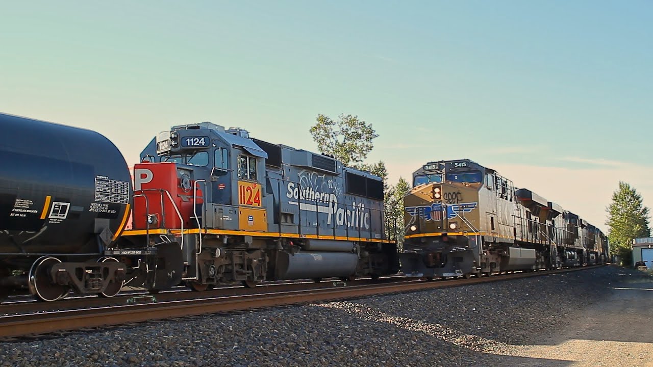 My classic views of the Salem Switcher and trains at Salem Yard (2012-2015)