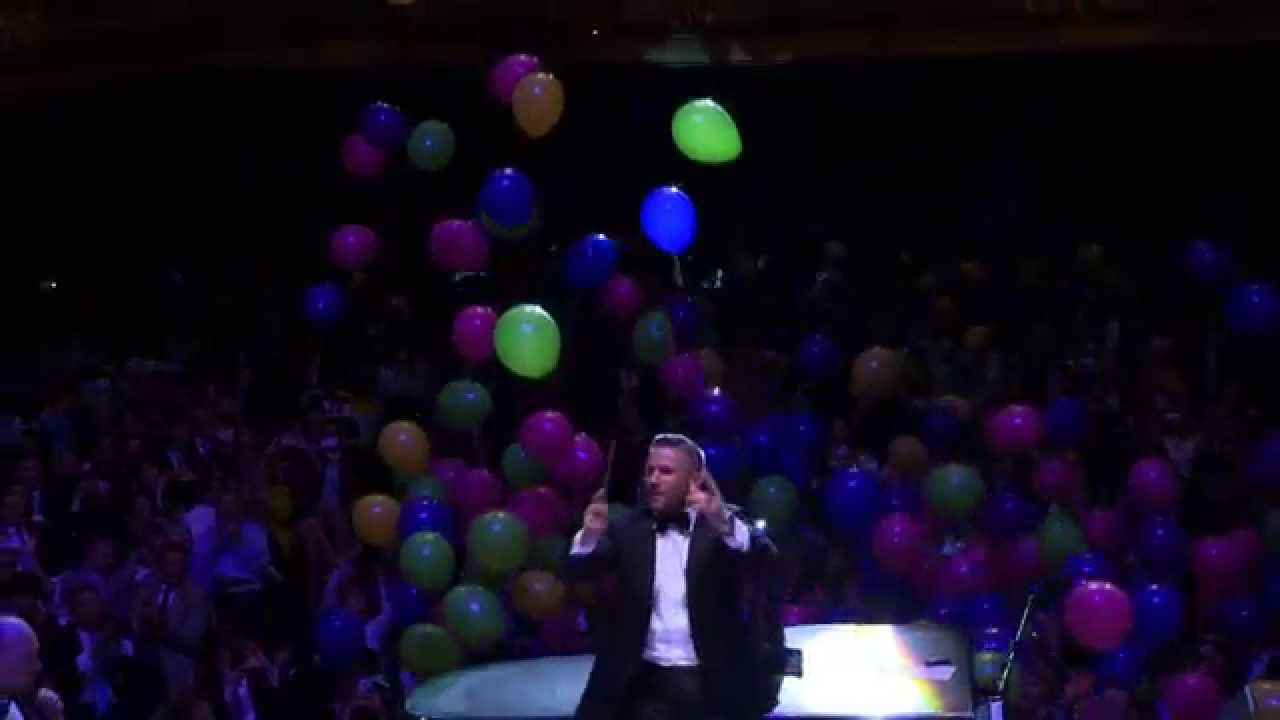 Julian Edelman Conducts the Boston Pops