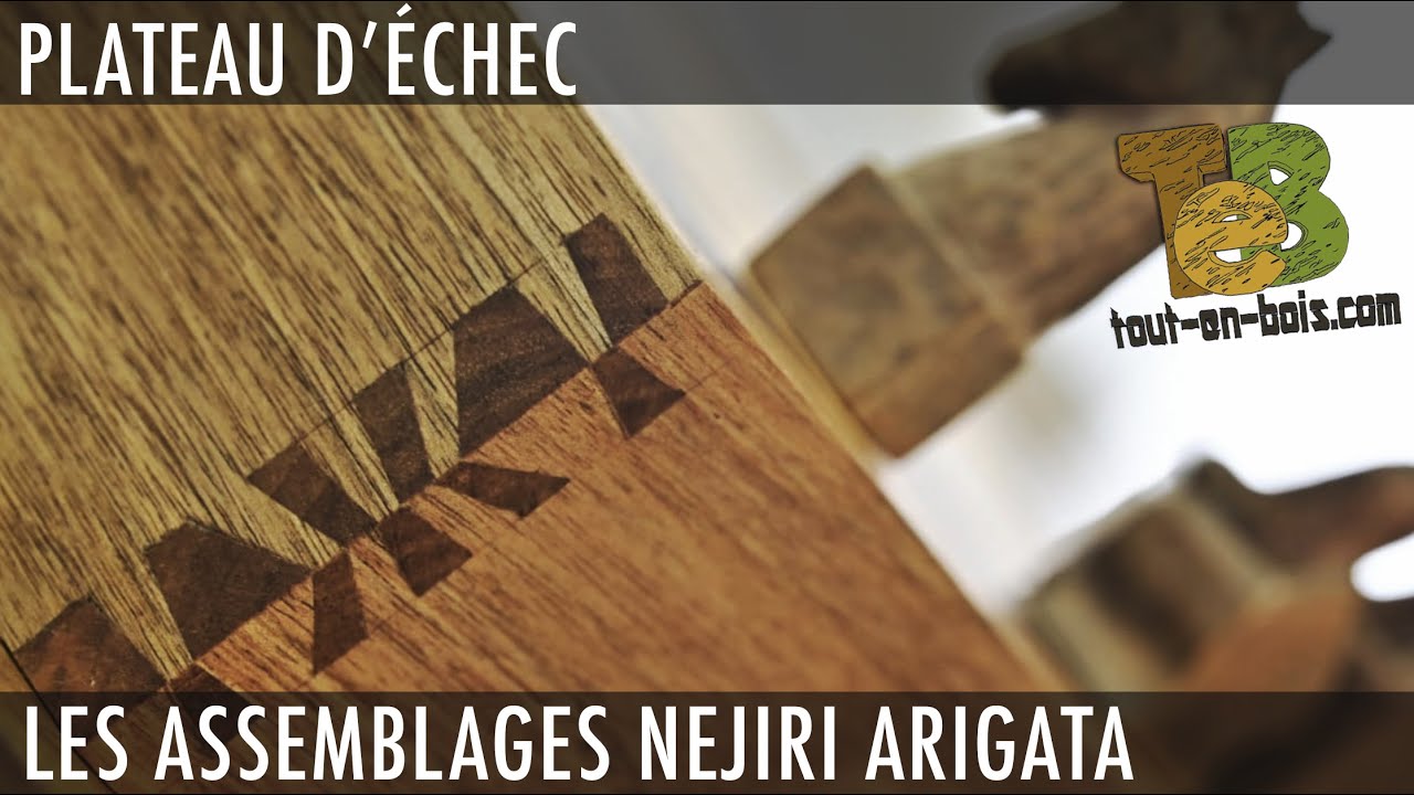 Assemblage bois japonais! La queue d'aronde NEJIRI ARIGATA avec des outils à main.