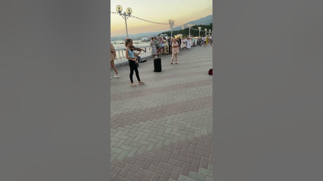 Ludovico einaudi live in berlin. Daniel hope & zurich chamber orchestra musician. людовико эйнауди экспириенс. Daniel hope ludovico einaudi. @rian: experience от ludovico einaudi, daniel hope & i virtuosi italiani.