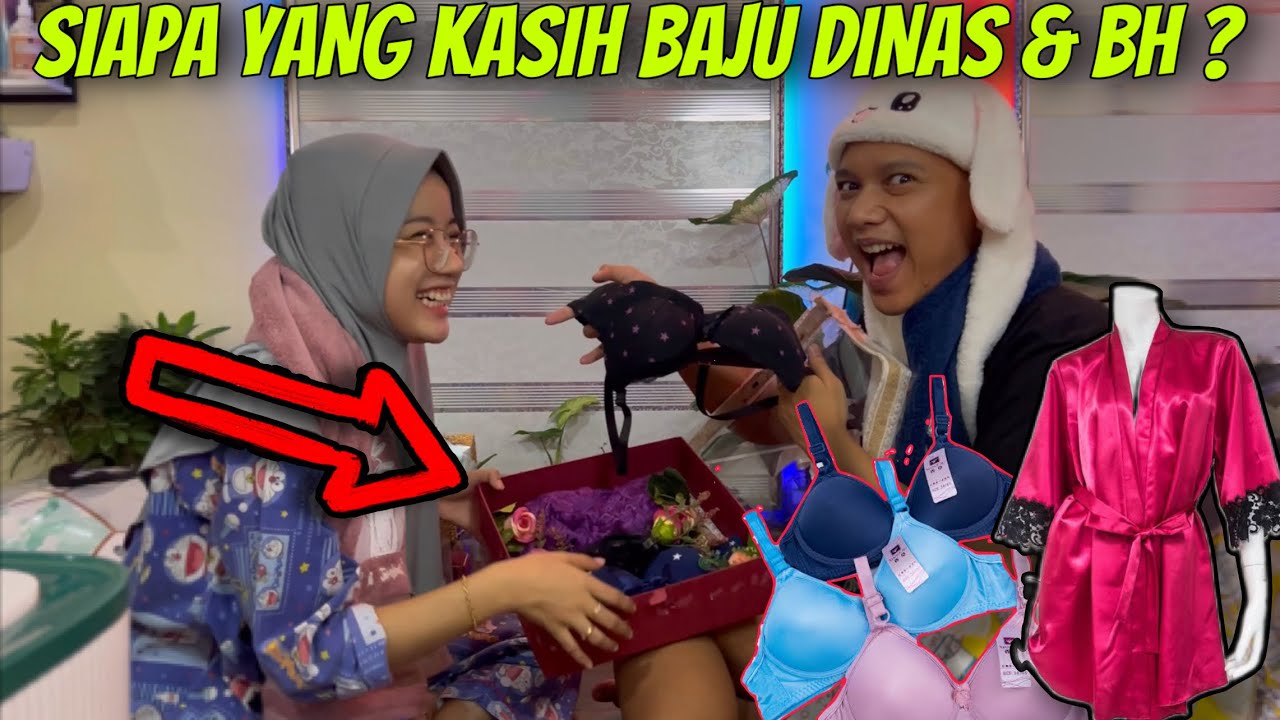 UNBOKSING KADO PERNIKAHAN ! SIAPA YANG NGASIH BAJU DINAS + BH ?