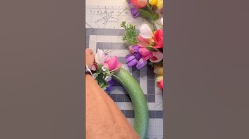 Spring Wreaths DIy/ Tulip Wreath/ Tulip Wreath Ideas/ Mother’s Day Wreath/ Mother’s Day Gift Ideas