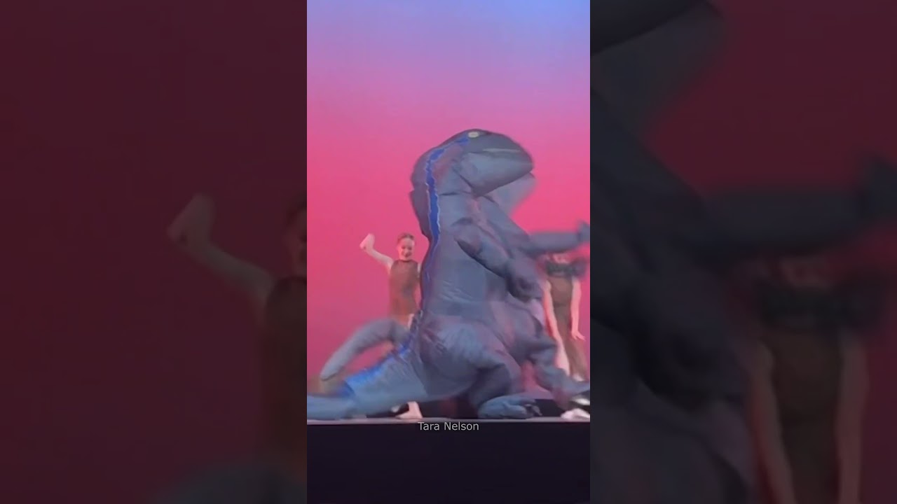 Jurassic Park Ballet 🦖