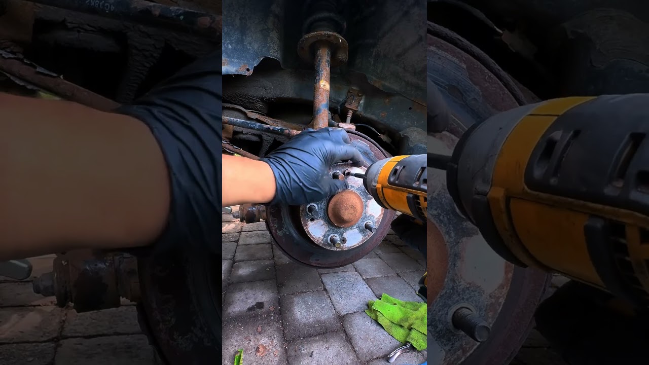 Why Does My Car Pull To One Side When Braking ?  