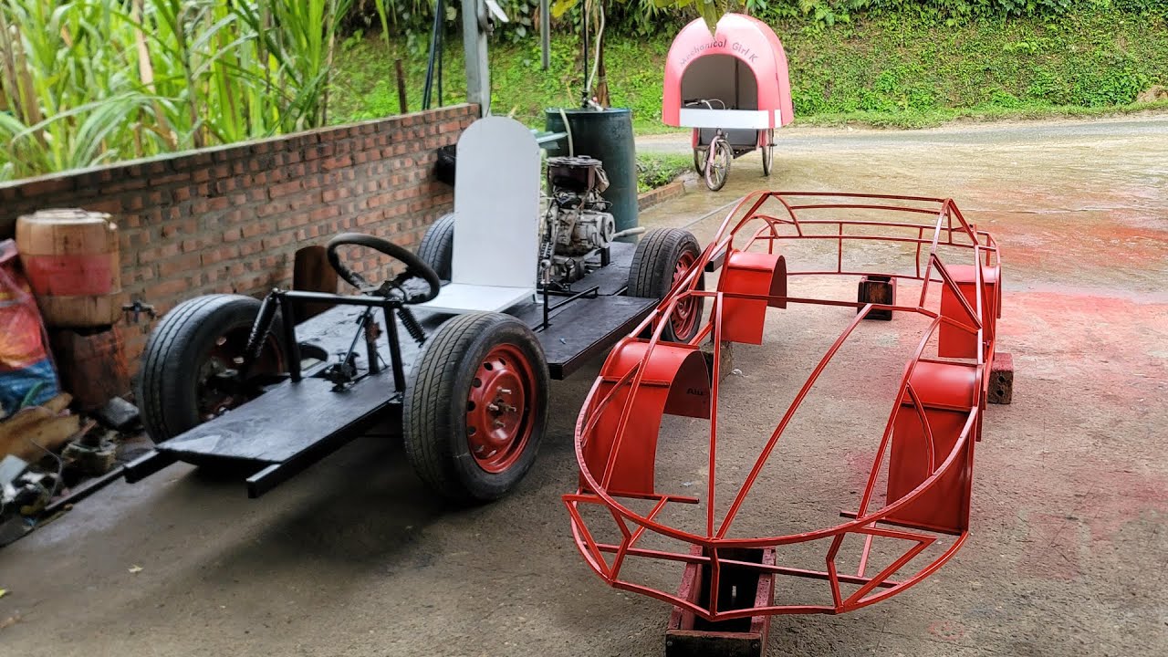 Build a Steel-framed Car with a Motorcycle Engine in the Style of a Formula 1 (F1) Race Car