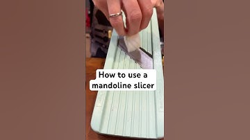 How to use a mandoline slicer. #knifeskills #cooking #cookingtips #cookingtipsandtricks