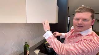 Download Lagu Sam Gamon makes chicken and leek pie MP3