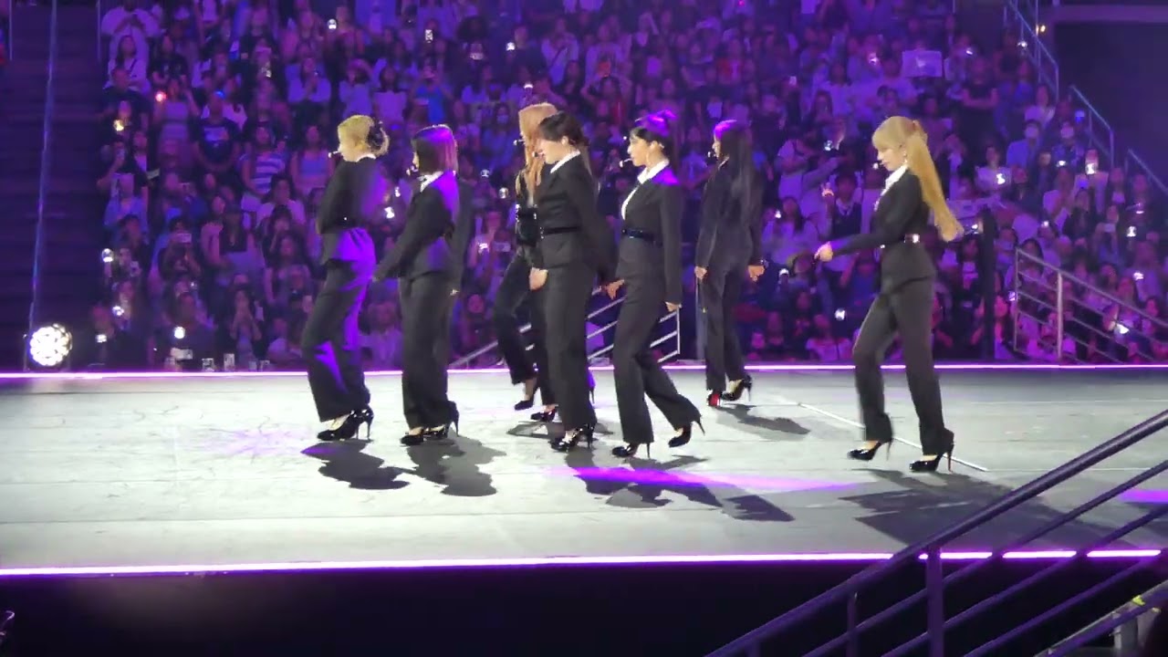 Mr.Mr. (SNSD) - Kep1er 230819 KCON LA Day 2 [4K]