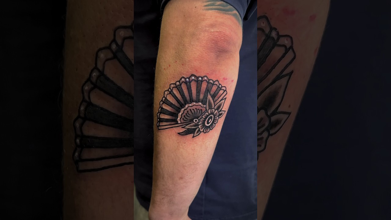 🪭Spanish Fan Tattoo💉