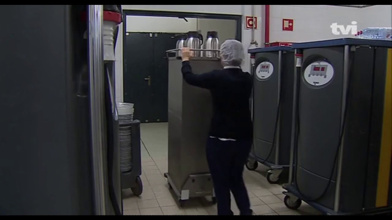 RDH -  Collaborative robotic system for transporting hospital trolleys in medical domain.