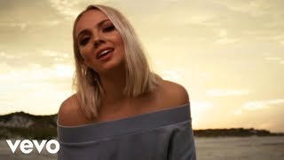 Video-Miniaturansicht von „Danielle Bradbery, Thomas Rhett - Goodbye Summer“