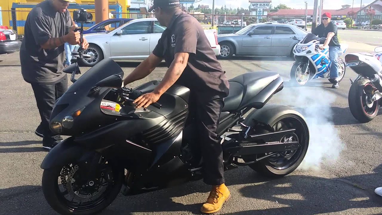 Zx14 Burnout at Premium Custom cycles carbon fiber the Batman YouTube