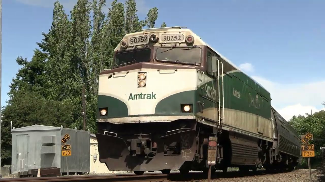 Trains in the Pacific Northwest 4 - More around Seattle!