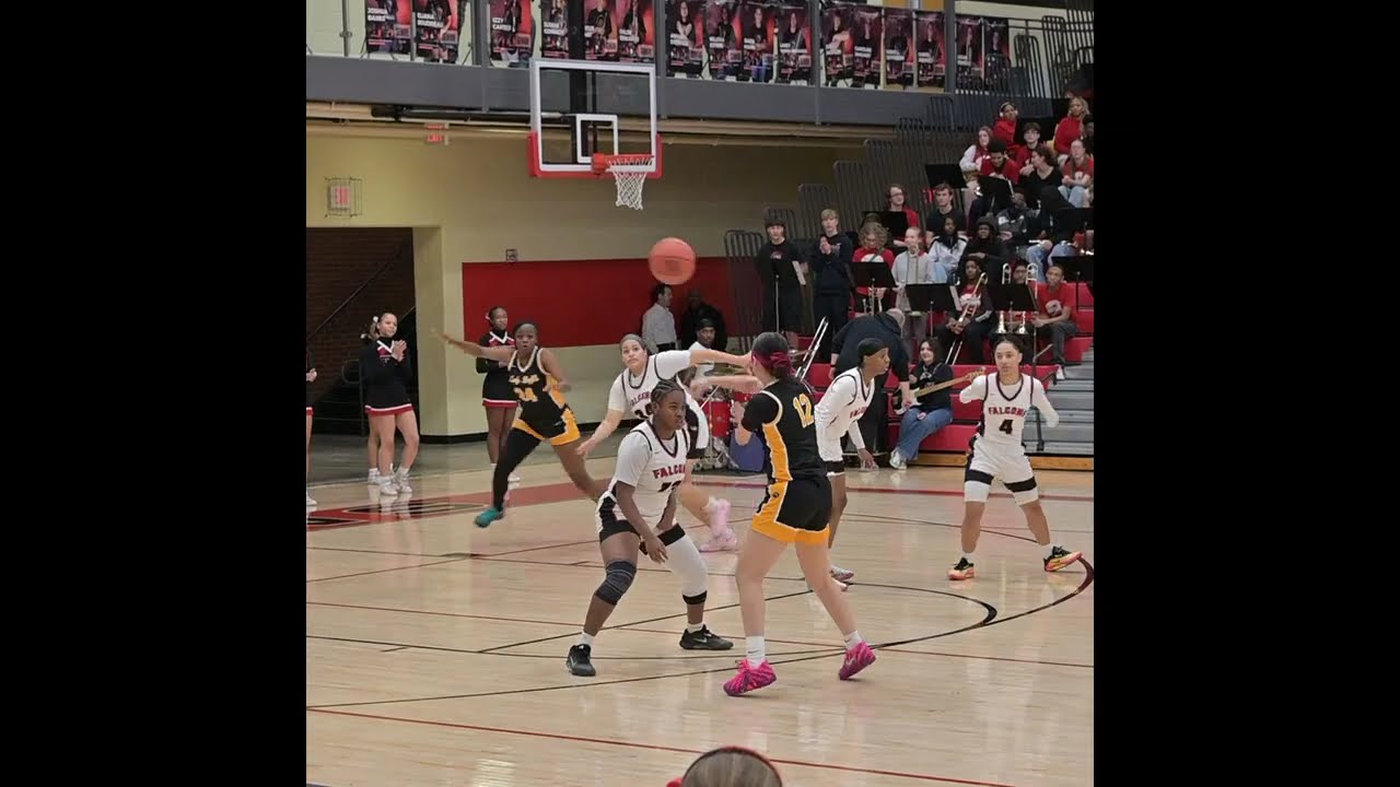 2/10/2026 Heights vs Southeast HS basketball Wichita KS