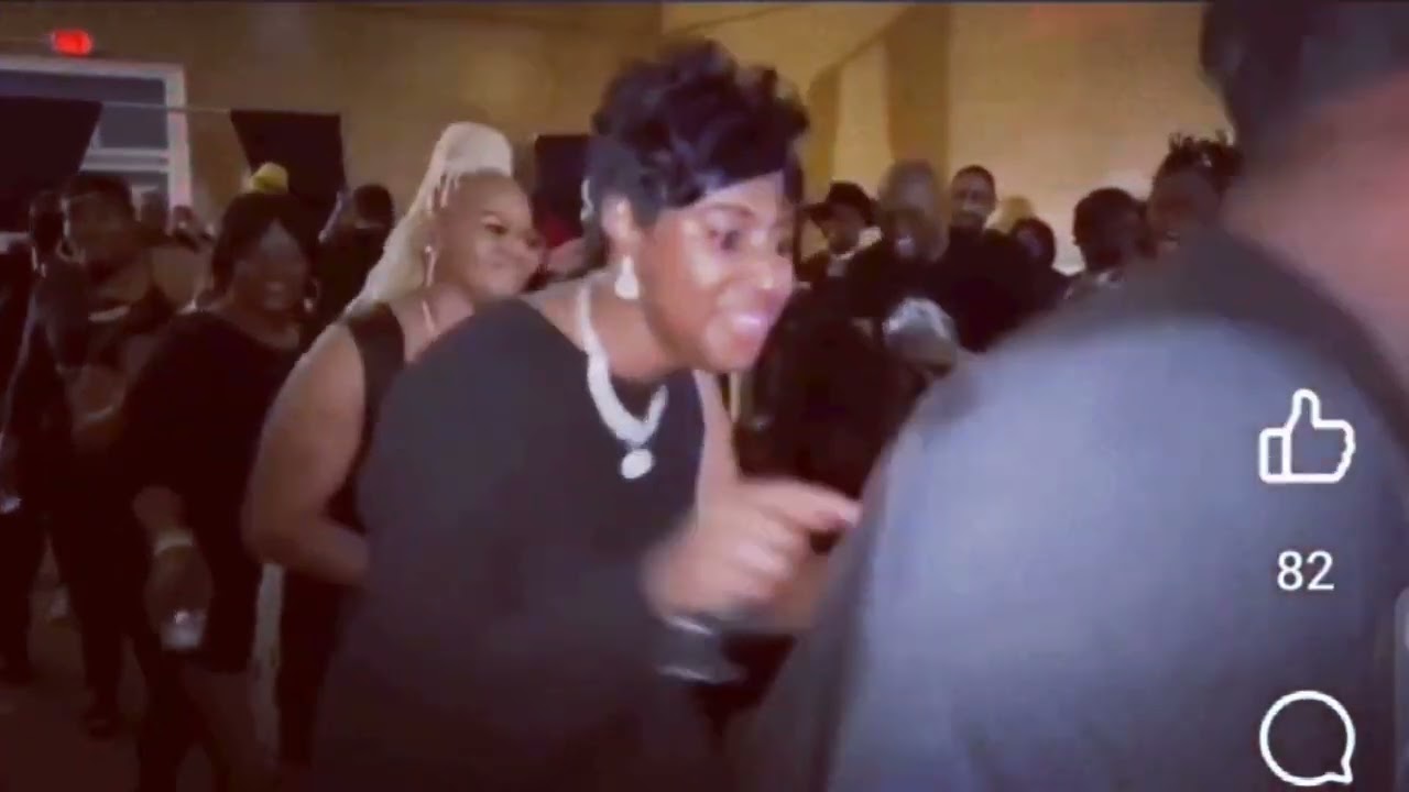 Watch Joe-Nice ft. Bucsmoove - Gator Crawl (Alligator, Alligator) prod. by Sean Dolby on YouTube Watch Joe-Nice ft. Bucsmoove - Gator Crawl (Alligator, Alligator) prod. by Sean Dolby on YouTube