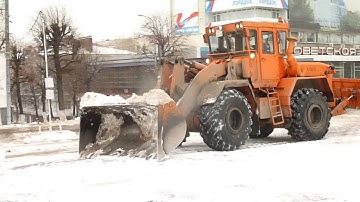Russian Universal Road Tractor K-702UDM Kirovets