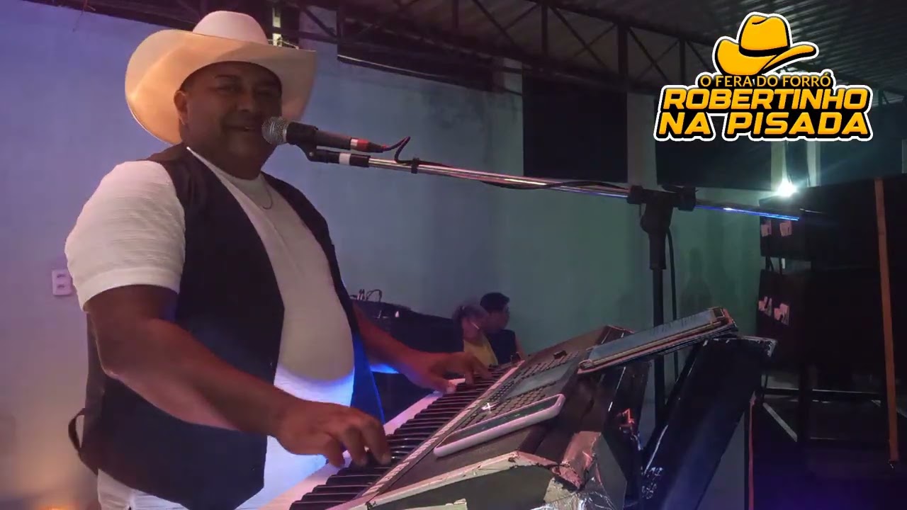 ROBERTINHO NA PISADA O REI DO XOTE BREGA AO VIVO NO FORRO DO DAMIAO EM BARRO DURO