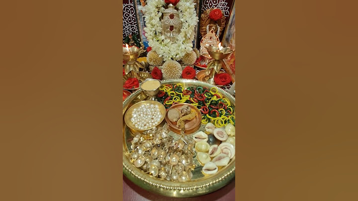 శ్రావణ శుక్రవారం రోజు లక్ష్మీ దేవి అమ్మవారి కి మంగళకరమైన వస్తువులు తో పూజ చేస్తే చాలా మంచిది 🙏