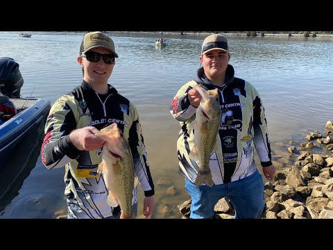 High School Fishing Tournament/Practice-Nickajack lake! - YouTube