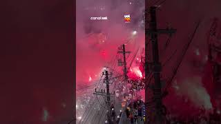 Olha como a torcida do Peixe recebeu o time para a decisão contra o Palmeiras