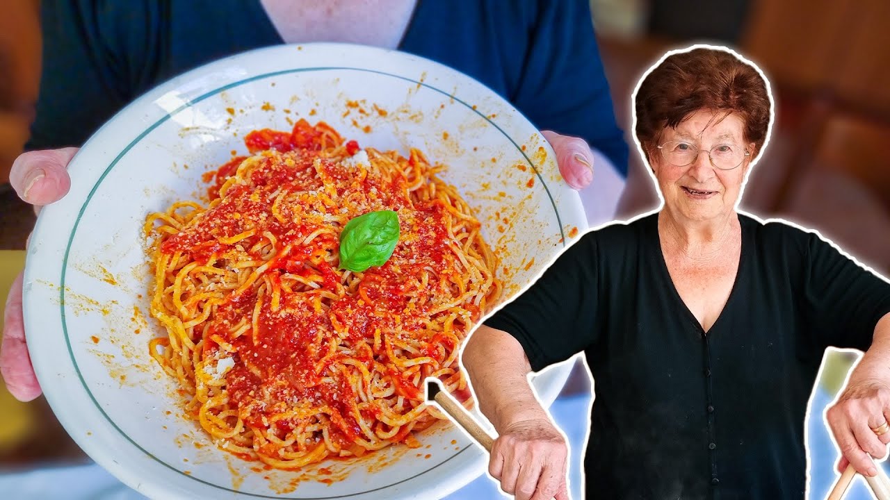 How to make spaghetti with tomato sauce like an italian nonna youtube