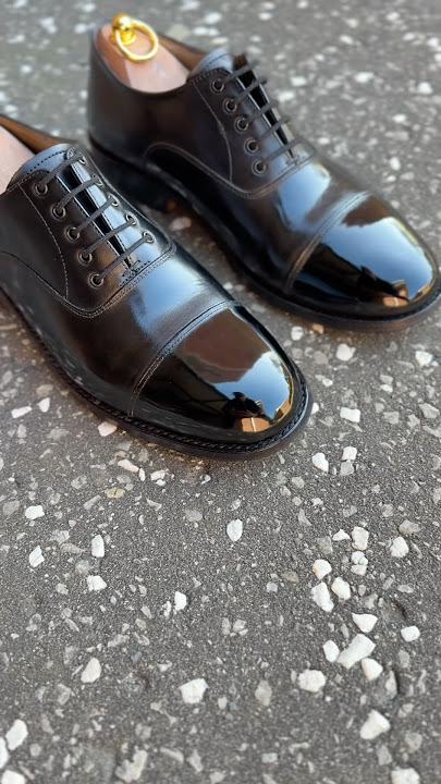 How to get the best Mirror Shine just add Water #tintedmirror #leather #mirrorshine #asmr