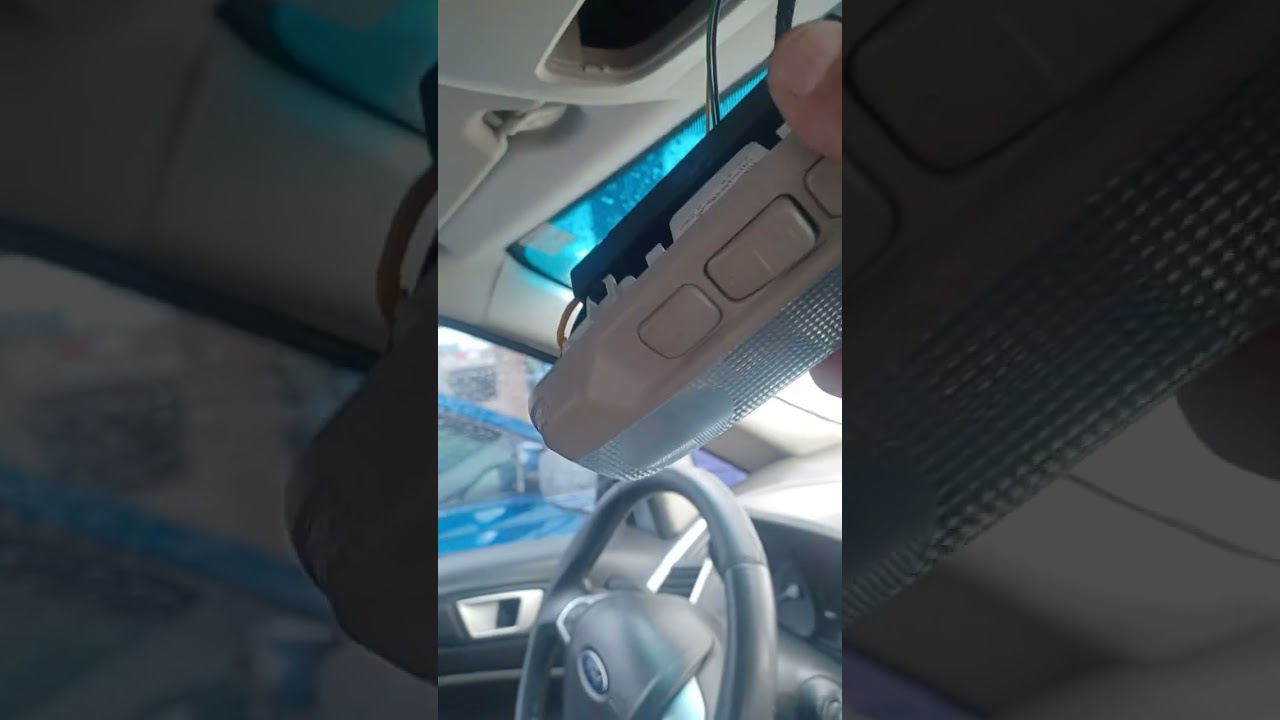 Desmontar Porta Óculos Ecosport 2013/17