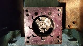 1991 Fadal VMC20 Y Axis Thrust Bearing Replacement Walkthrough, Saddle Gibs and Way Oil system