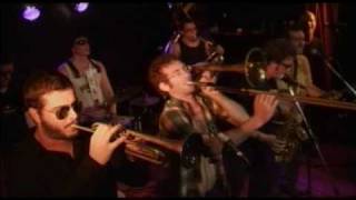 l e gros tube à l'olympic 2009 ! fanfare funk