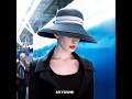 Anne Hathaway‘s Catwoman is absolutely iconic.#annehathaway