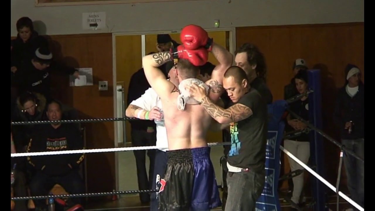 Deadly Debut 1 Fight 6 - PJ Griffiths vs Luke Wolter  - Novice fight (no winner)