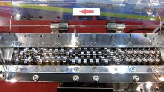 KRCニーダ／二軸連続式混練機・反応機｜栗本鐵工所