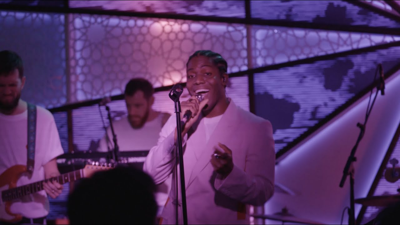 Garth. // Love Like (Live, Official Video)