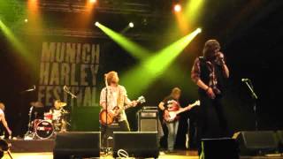 Hardbone - Girls &amp; Gasoline - Munich Harley Festival - 15.7.2012