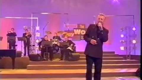 Ray Woolf - You Make Me Feel So Young (live TV 2012)