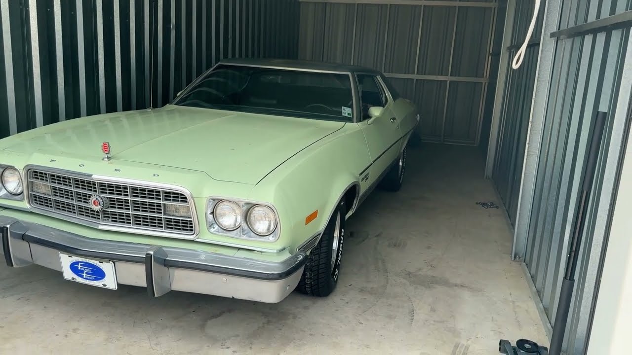 Putting some new Rims and Tires on the 1973 Ford Gran Torino
