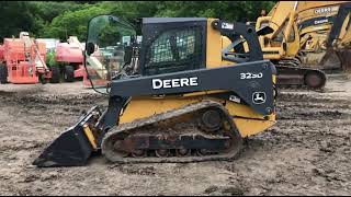 2010 Deere 323D Skid Steer
