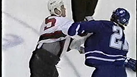 Shayne Corson vs Colin White