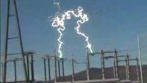 Removing short-circuits and the transient recovery voltage