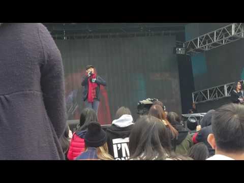 20161216新北歡樂耶誕城 韋禮安彩排 女孩