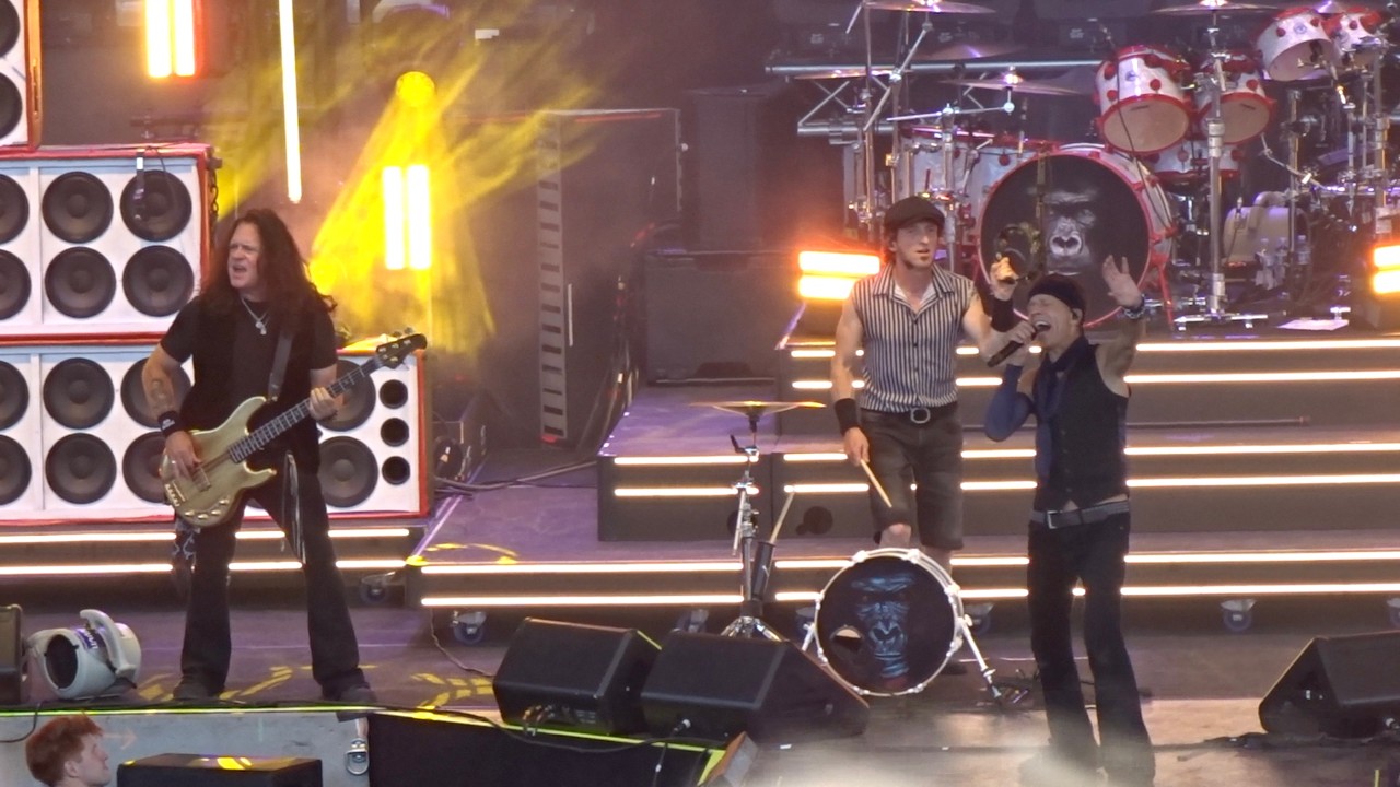 EXTREME – Hole Hearted (Live) Mystic Lake Amphitheater – Shakopee, Minnesota 21 August 2026