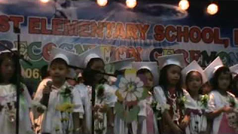 John Daniel Canlas Singing with his classmates in ...