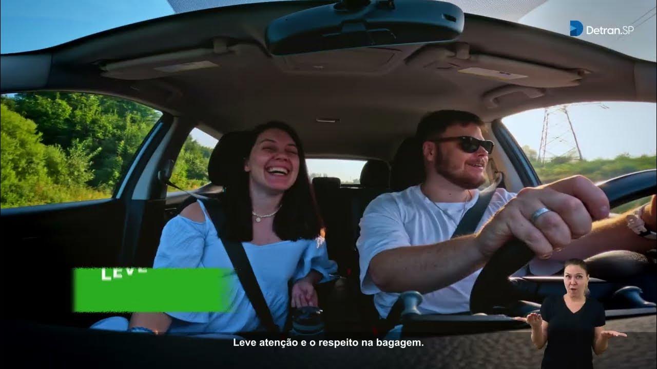 Férias é momento de relaxar, mas o respeito à faixa de pedestre permanece