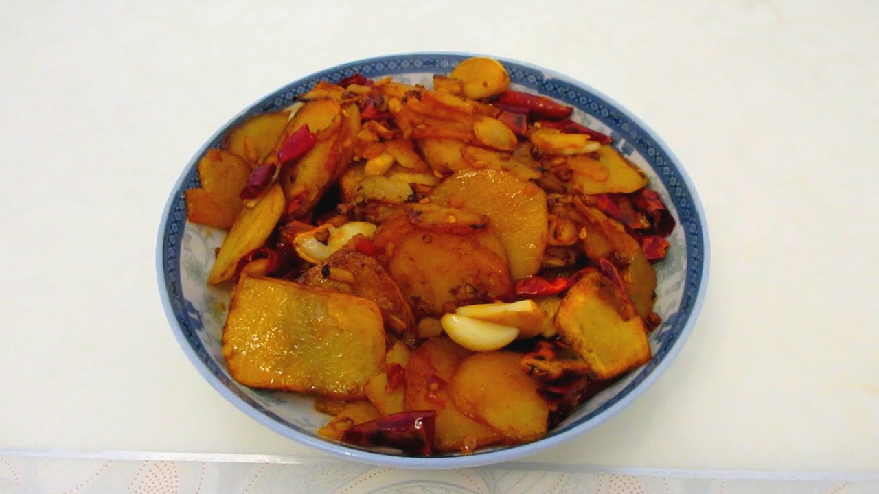干锅土豆片 - Dry pot potatoes - Chinese cooking videos | Aaron Sawich
