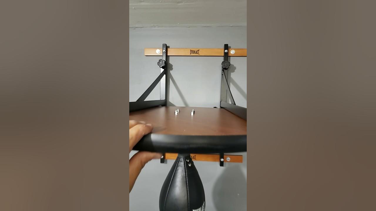 Everlast speed bag and platform and swivel model 4264 YouTube