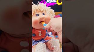 1996 Cabbage Patch Kids Snacktime Kid and Feeding Fun Playpack 🍔🍟 screenshot 2